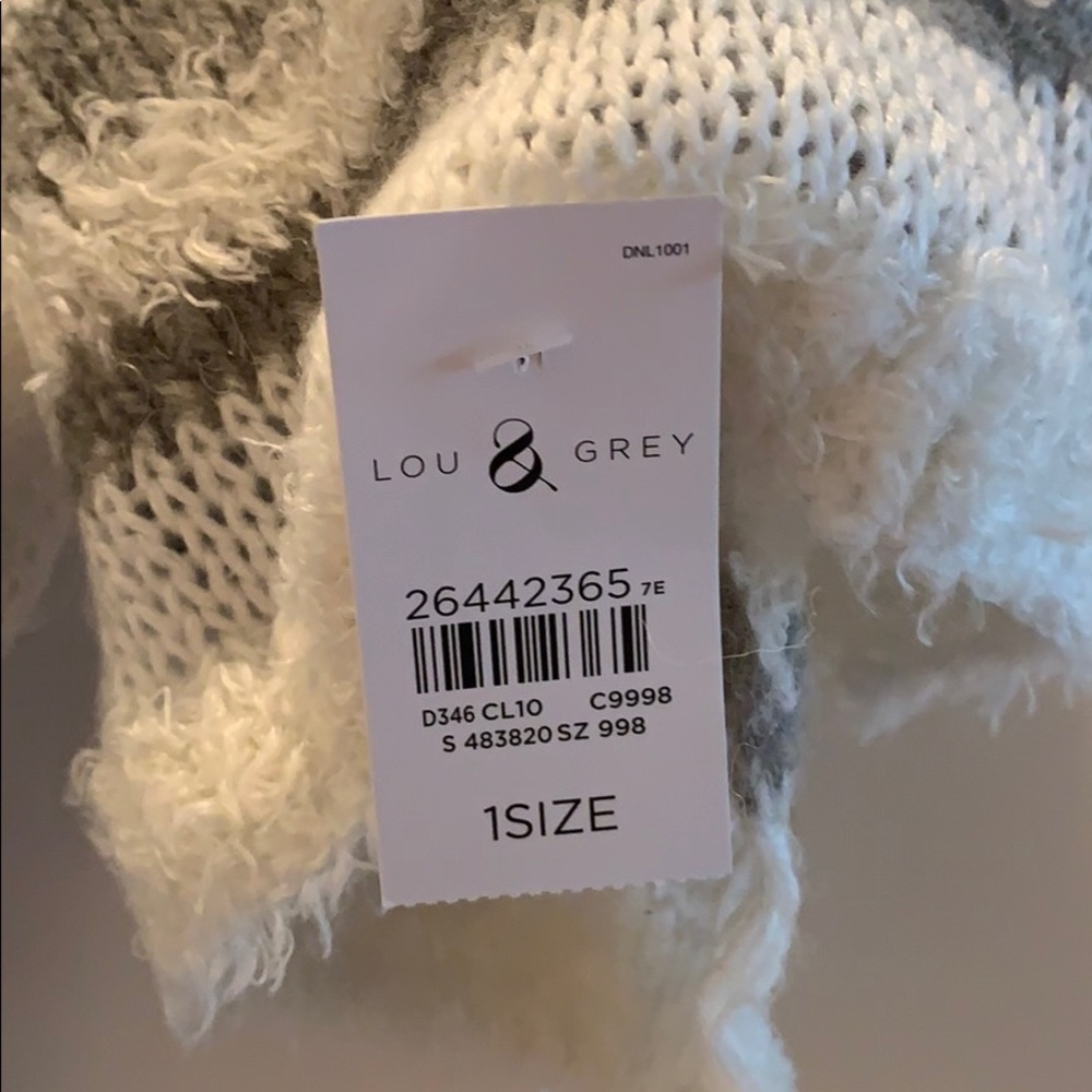 Beautiful soft Lou & Grey scarf - Picture 6 of 6